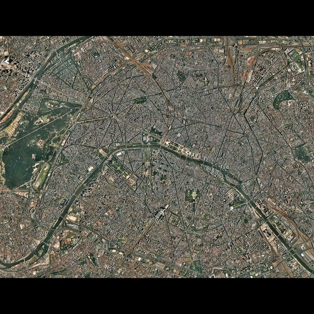 Peta dari satelit Paris
